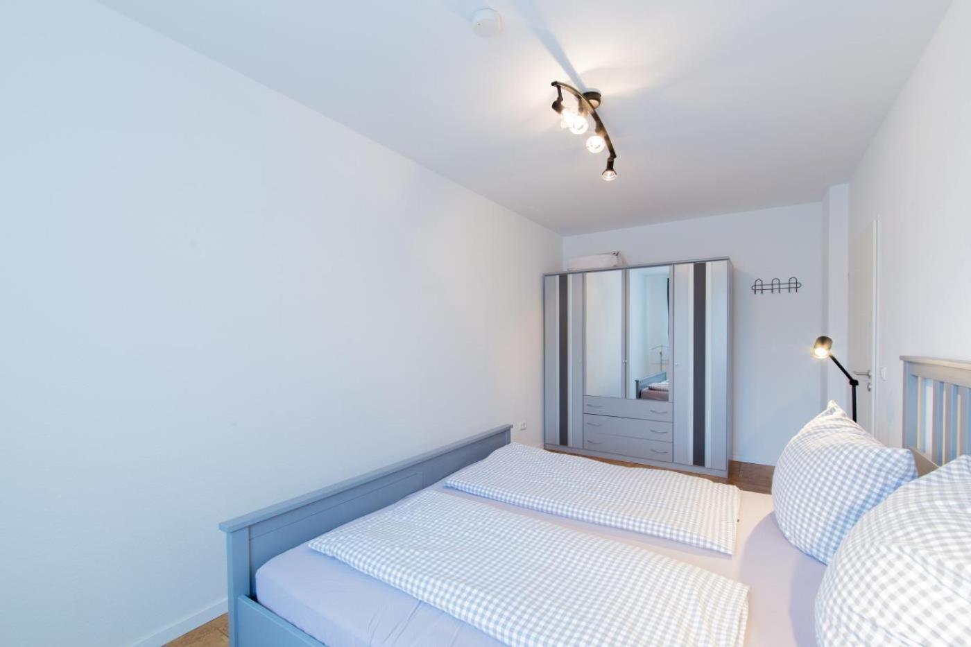 Geraeumige Ferienwohnung Anker In Ruhiger Lage Шарбойтц Екстериор снимка