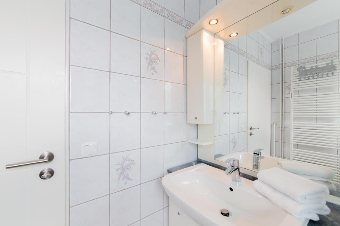 Geraeumige Ferienwohnung Anker In Ruhiger Lage Шарбойтц Екстериор снимка